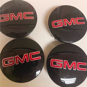 OEMGM 2026 Blk/Rd Center Cap Set - 4 Pack
84388431 part number on 22 wheels.